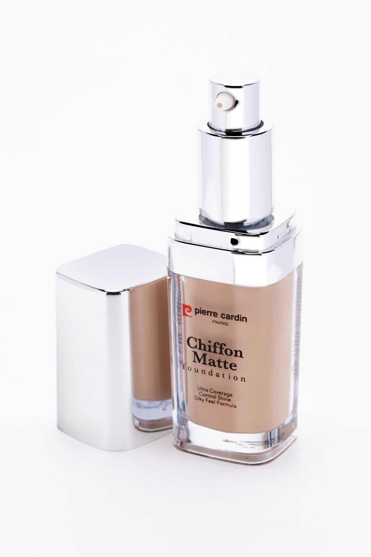 Pierre Cardin Chiffon Matte Foundation  Течна пудра