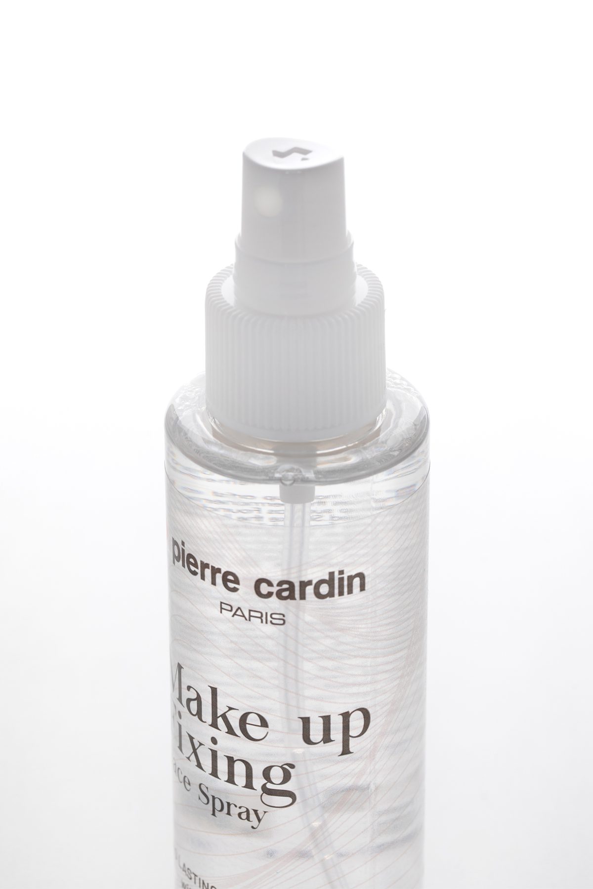 Втора слика наPierre Cardin Make Up Fixing Spray Фиксатор на шминка